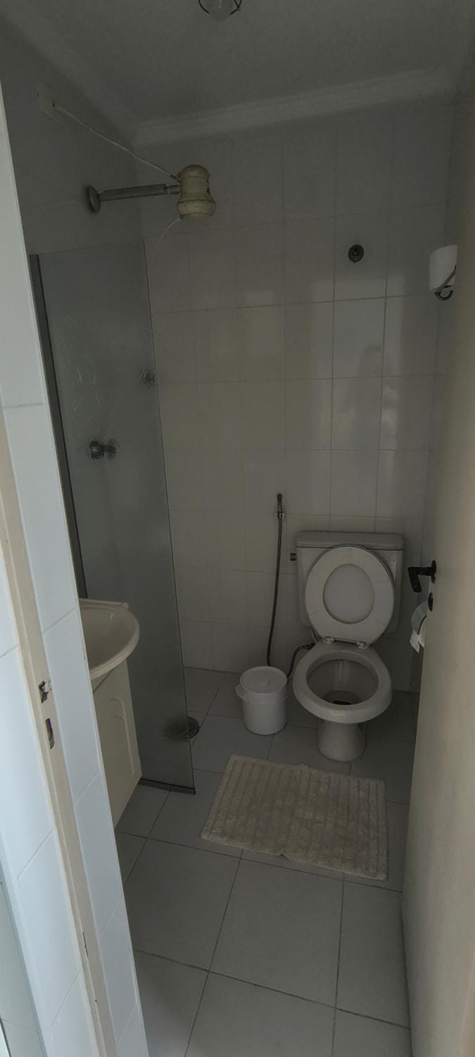 2-bedroom apartment, 100 meters from the beach and shops Apartment in State of São Paulo