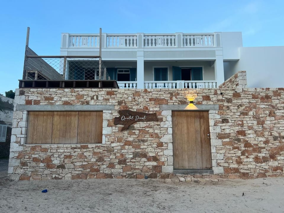 Property building, Day