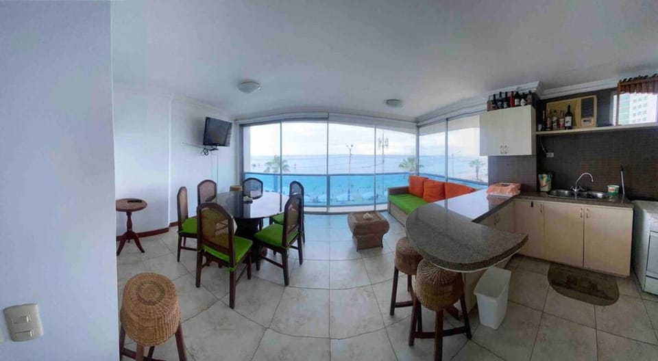 Encantador apartamento en Salinas con vista al mar Apartment in Salinas
