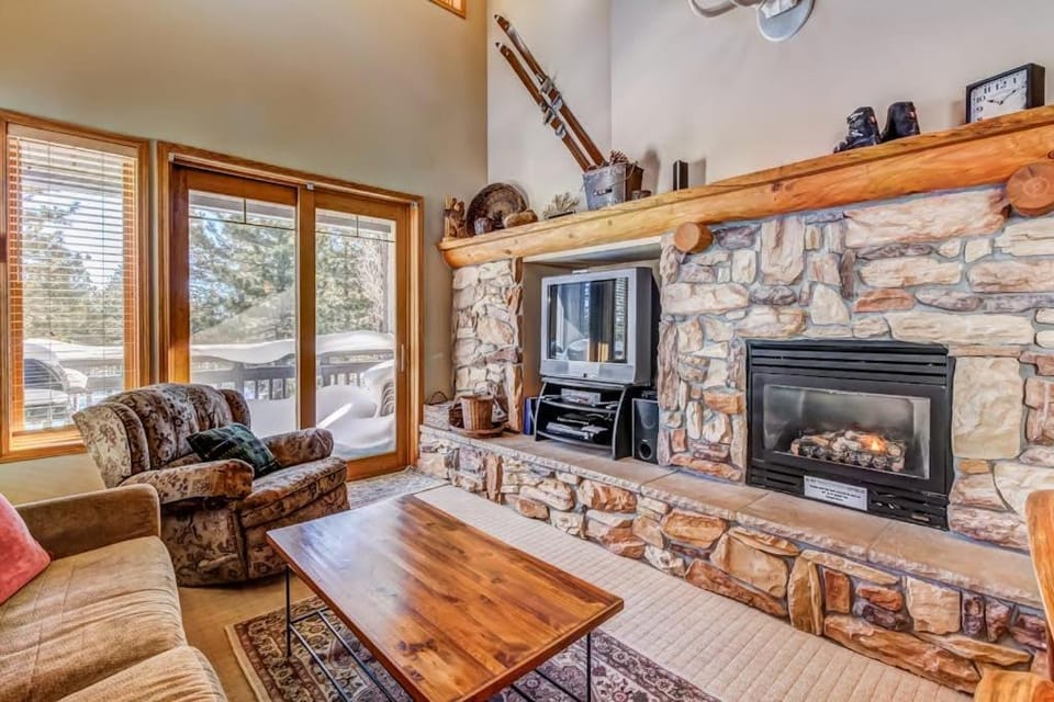 Mammoth Green 219 Apartment in Mammoth Lakes