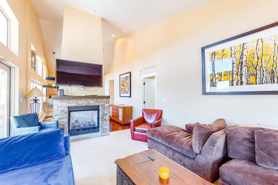 Base Camp One Penthouse 416C Apartment in Granby