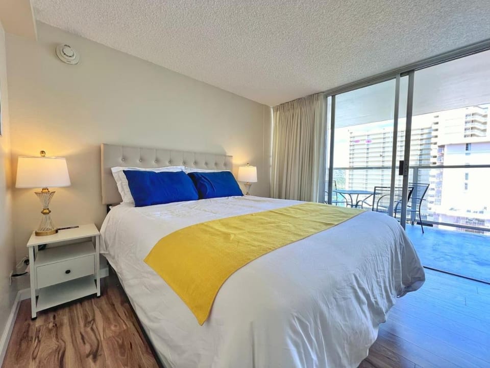 Comfy and Modern Condo By Waikiki House in Honolulu