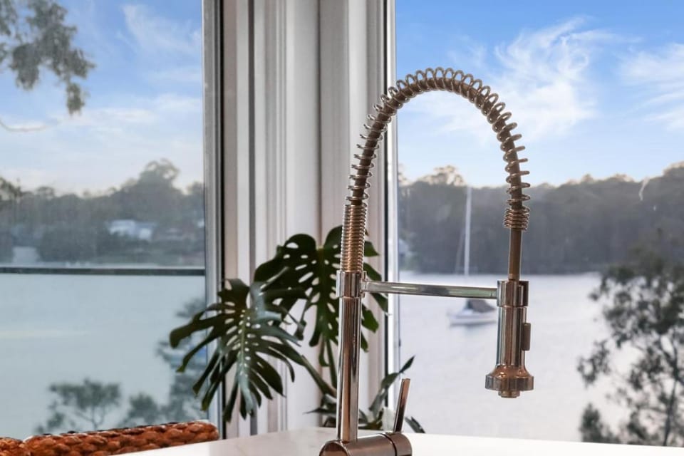 Lake view, kitchen