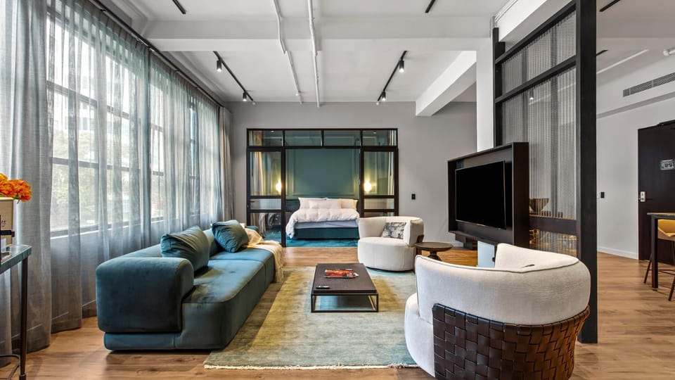 TV and multimedia, Living room, Seating area