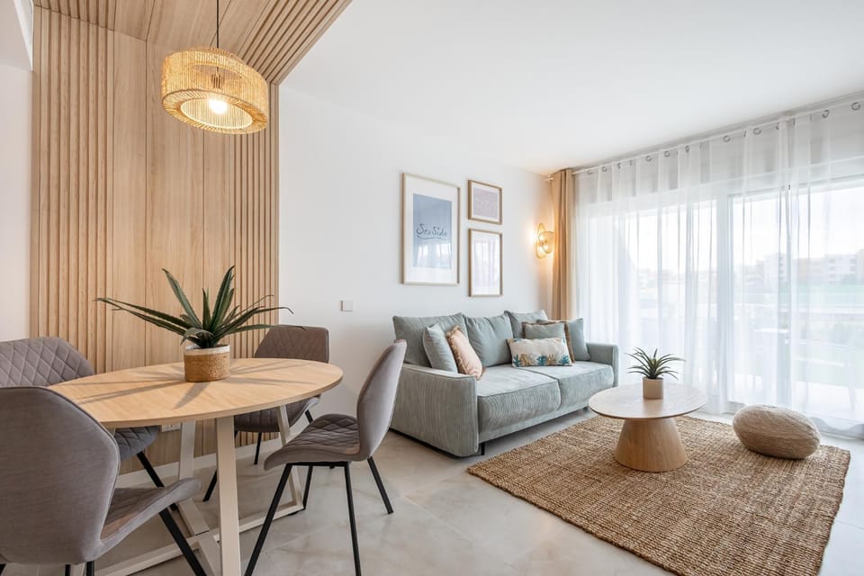 Living room, Seating area, Dining area