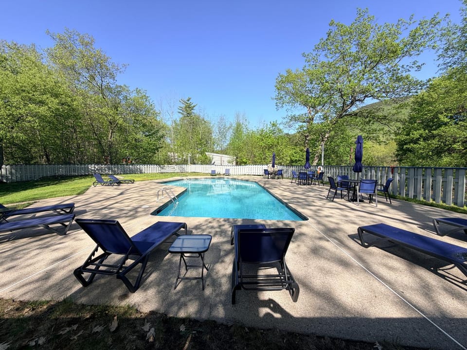Natural landscape, Swimming pool