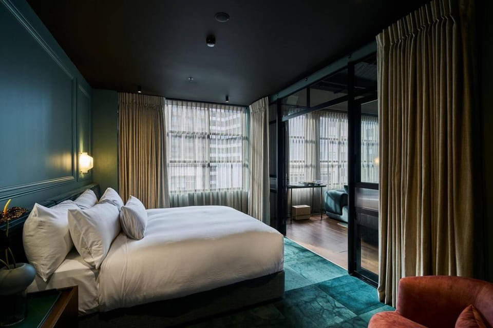Heritage Penthouse Suite in the Heart of Auckland Apartment in Auckland