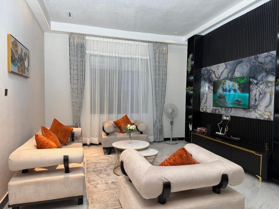 Serene and Luxurious Apartment in kisasi Kla-The Legit Bloom Apartment in Kampala