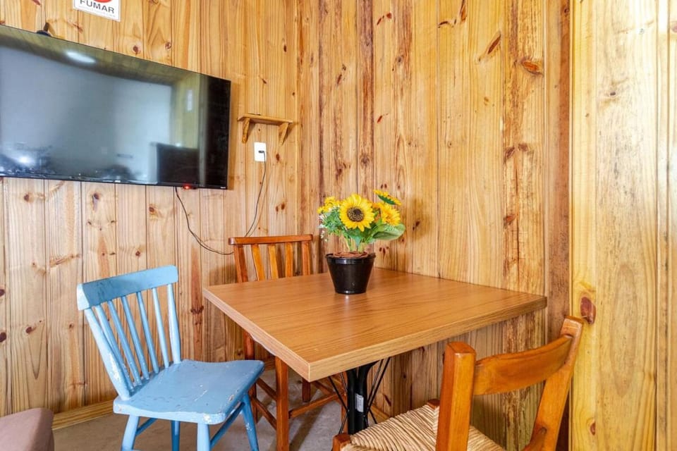 TV and multimedia, Dining area