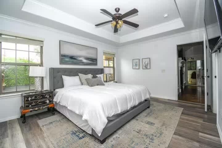 Cypress Ct Estate House in Siloam Springs