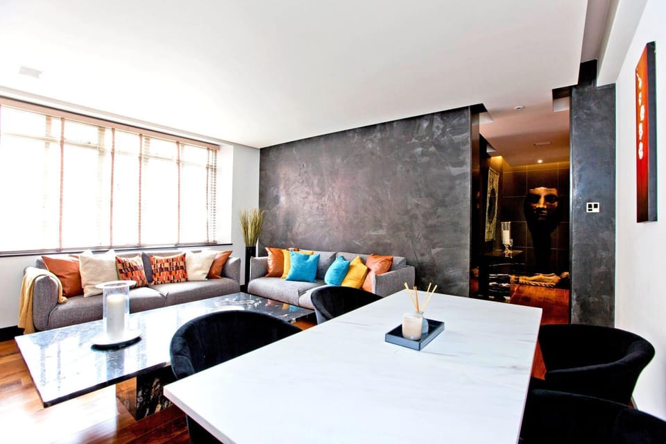 Luxurious 2 Bed Sloane Street Knightsbridge Flat Apartment in City of Westminster