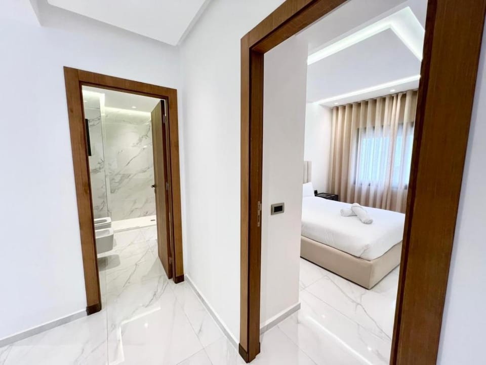 Bathroom, Photo of the whole room