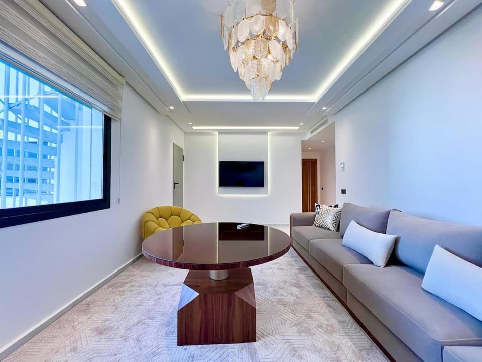 Bright Minimalist 2 Bedrooms - Beach Access Apartment in Tangier