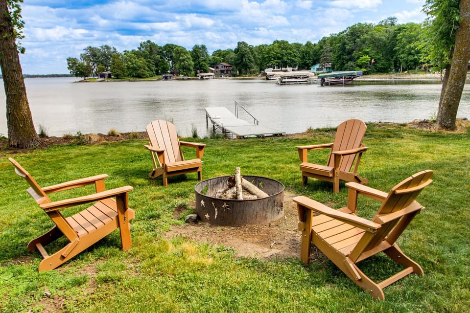 Mille Lacs Lake Cabin: Private Dock, Deck & Grill Cabin in Mille Lacs Lake