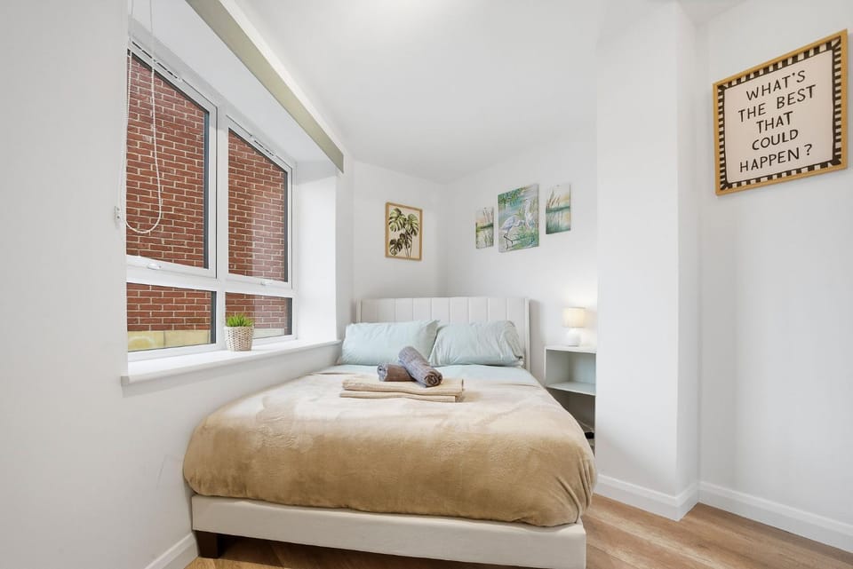 Bed, Bedroom, wardrobe