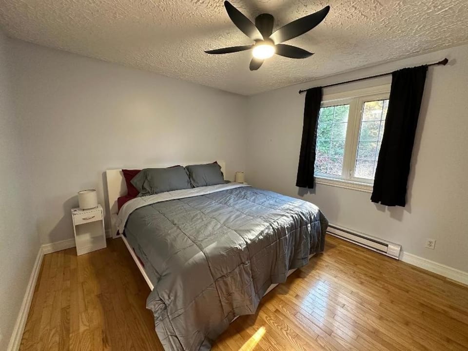 The Grand Estate -4 bedroom House in Moncton