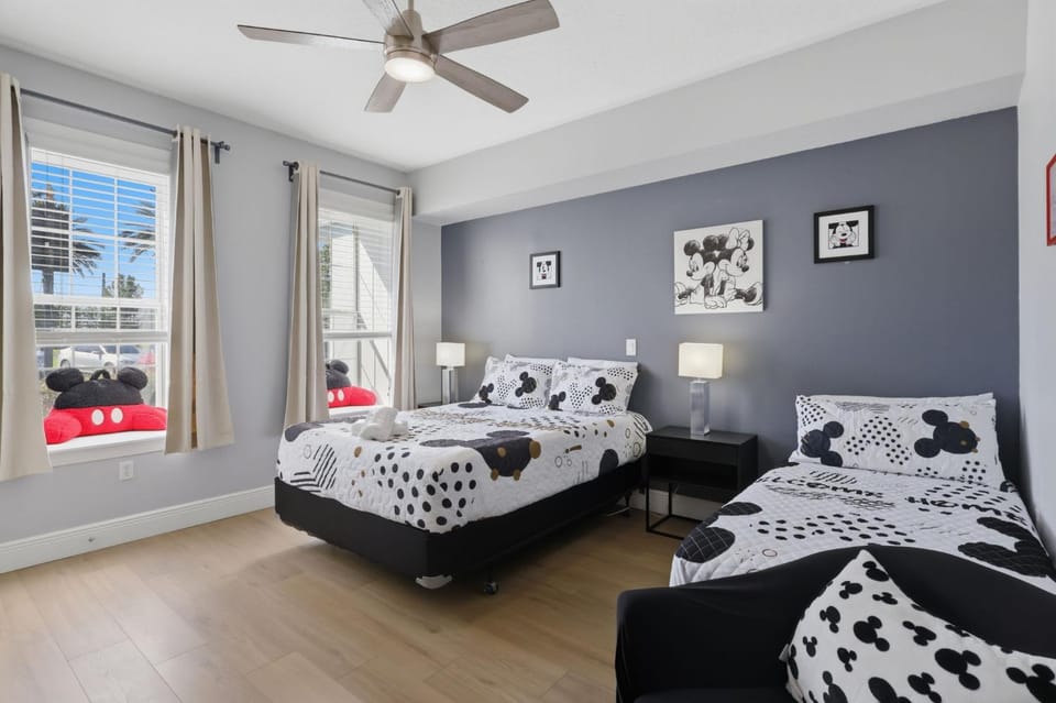 First Floor Resort Condo Poolside Oasis House in Osceola County