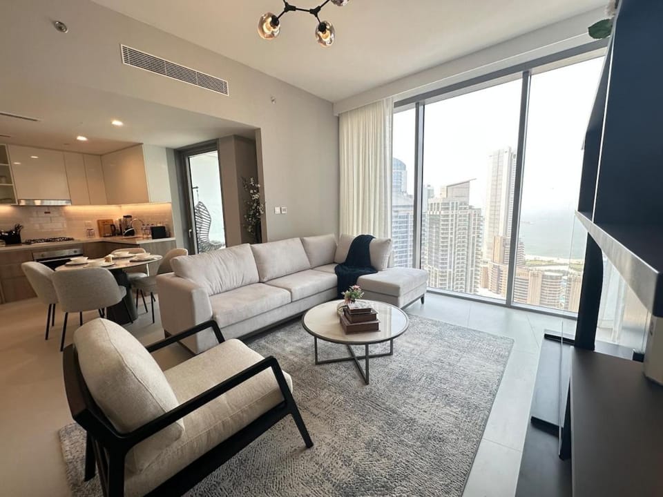 Royal suite at Liv marina views House in Dubai