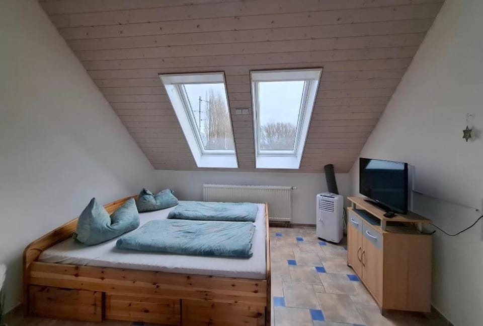 Dachgeschoss Harbour Apartments Höri Apartment in Radolfzell