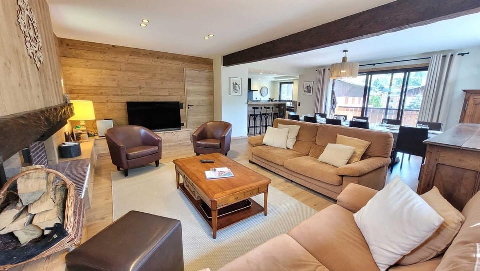 Résidence Les Ambrezales - Grand Chalet prox immédiate centre : 12 personnes MAE-4773 Chalet in Les Gets