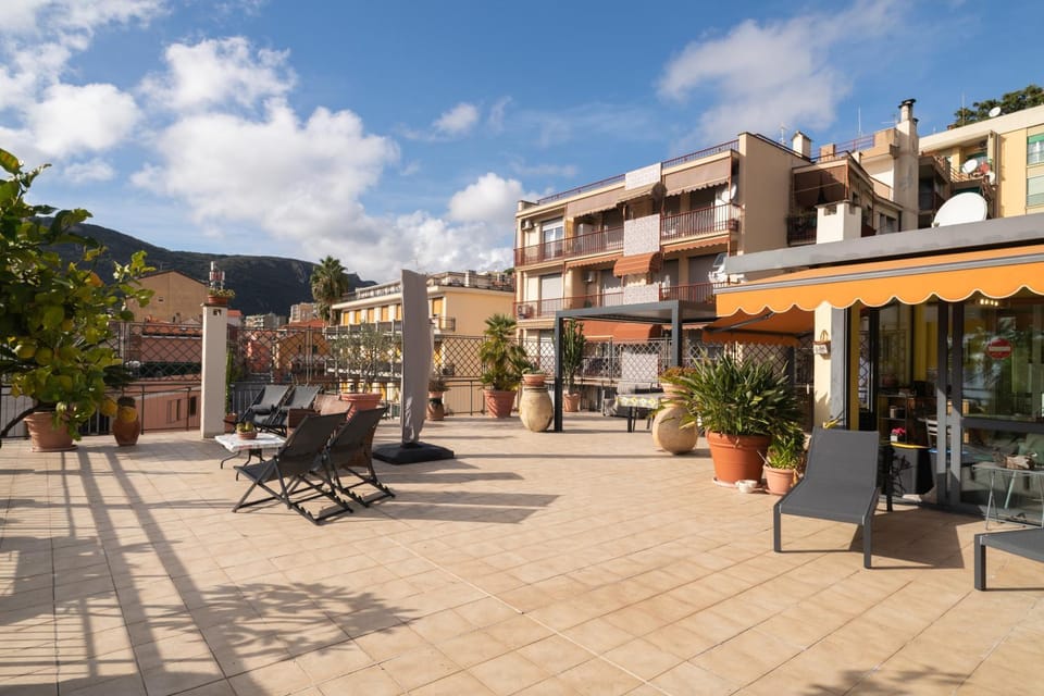 Balcony/Terrace, Balcony/Terrace