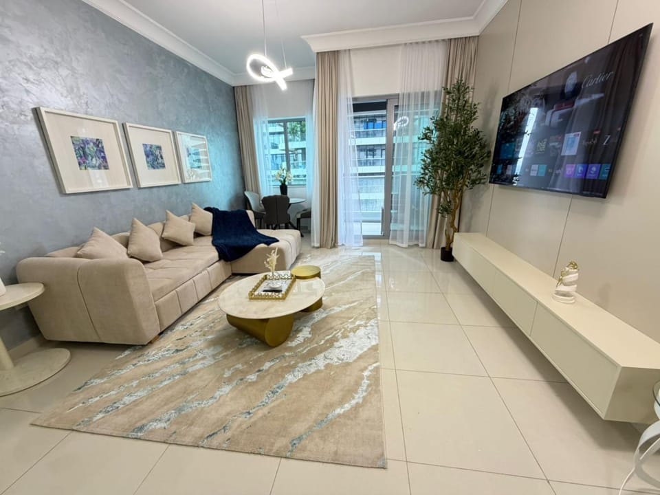 Damac mall street House in Dubai