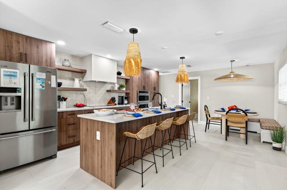 Sea Shell Beach Cottage House in Indian Rocks Beach