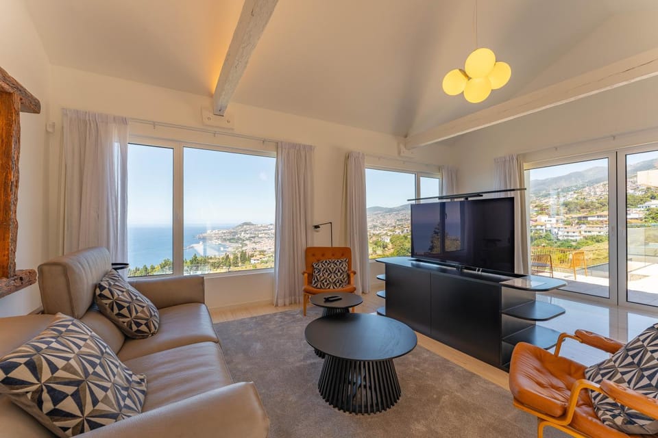 FLH Funchal Bay View Escape with Pool Apartment in Madeira District