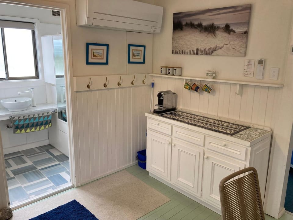 93 Atherton House in Venus Bay