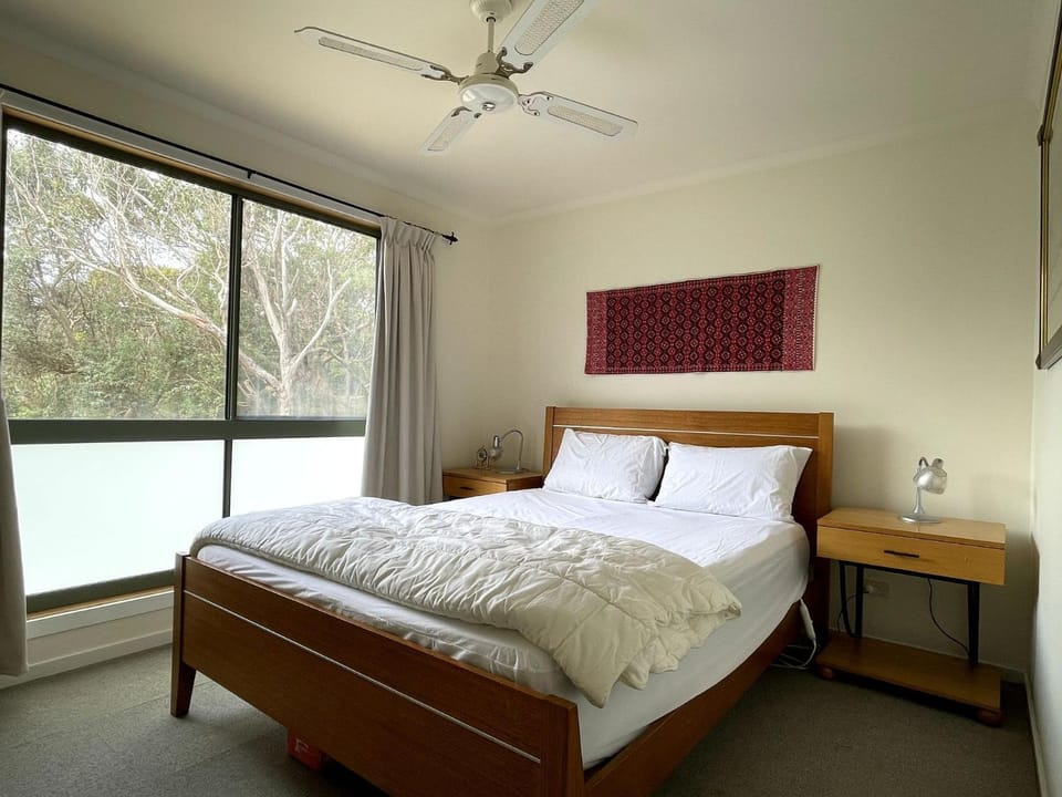 Condon 53 House in Venus Bay