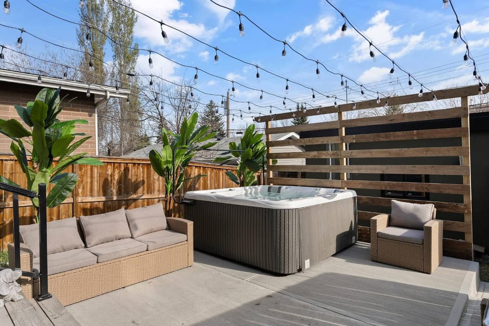 Hot Tub, Other