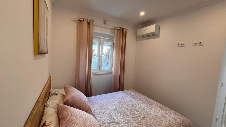 Charming Baixa VII - 1 Room APT Apartment in Setubal District