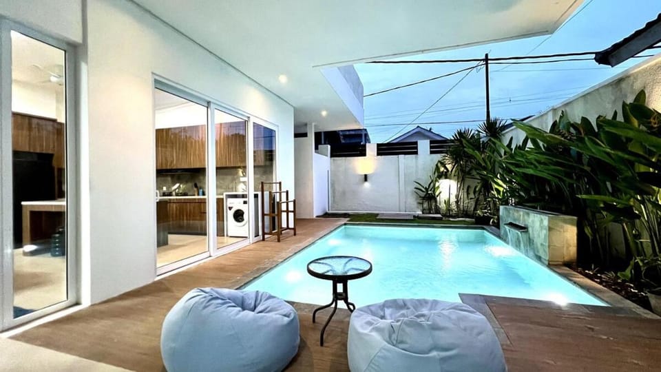 Patio, Kitchen or kitchenette, Evening entertainment, Swimming pool, Swimming pool, sunbed