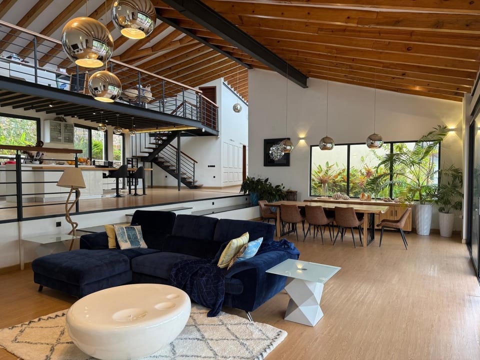 Living room, Seating area, Dining area