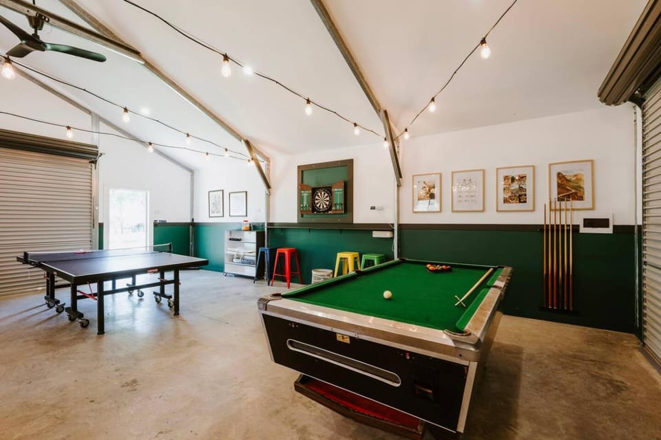 Billiard, Darts, Game Room, Table tennis