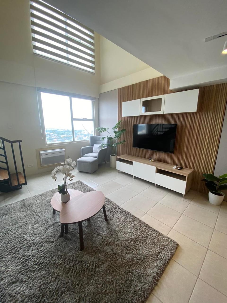 Communal lounge/ TV room, TV and multimedia, Living room, Seating area
