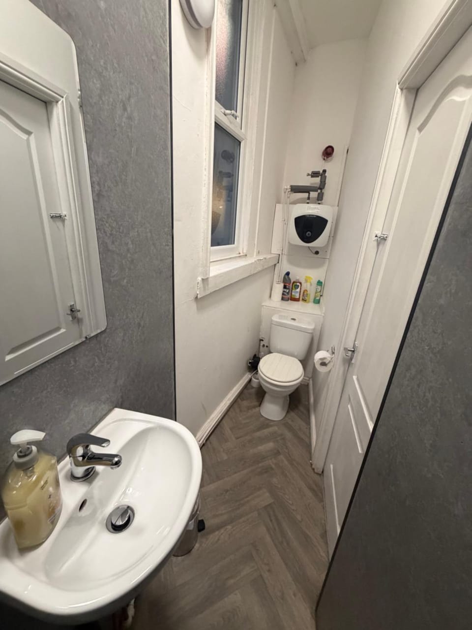 Toilet, Bathroom