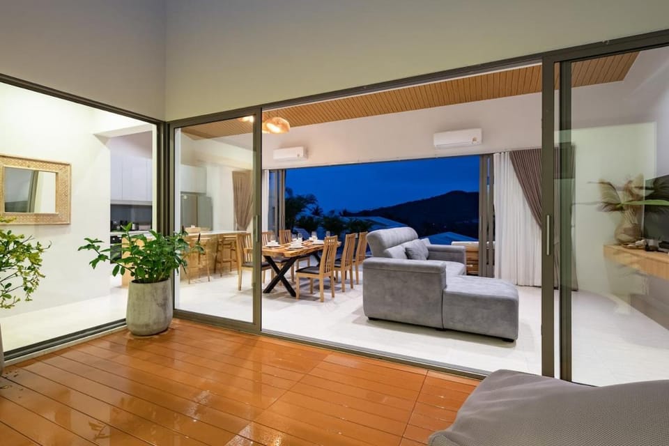 Villa Juloma - The Jewel of the Hill Villa in Ko Samui