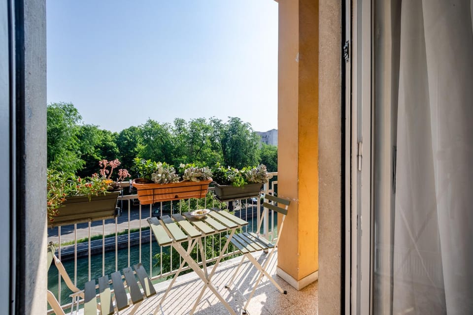 View (from property/room), Balcony/Terrace, River view