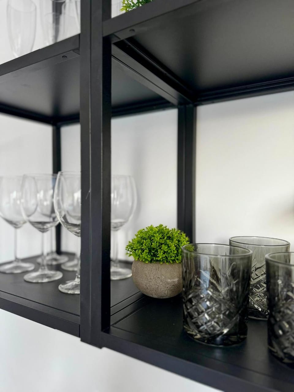 Kitchen or kitchenette, Dining area, Drinks