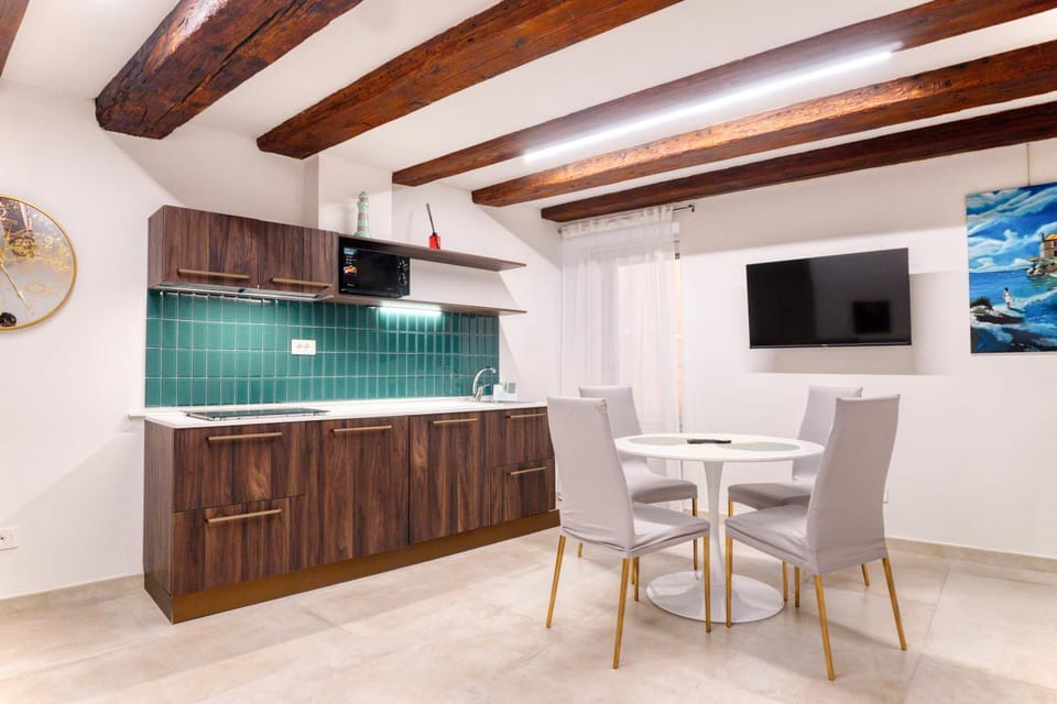 Domus Martis Elegant Suites - Just 20 meters from Verona Cathedral Apartment in Verona