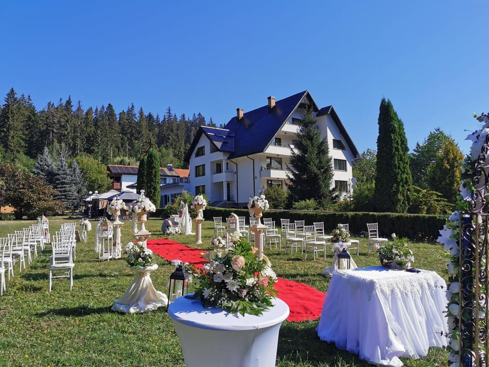 Banquet/Function facilities