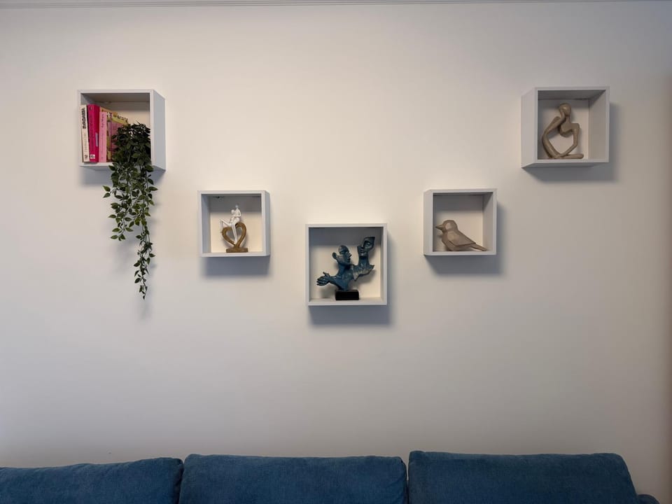 Living room, Decorative detail
