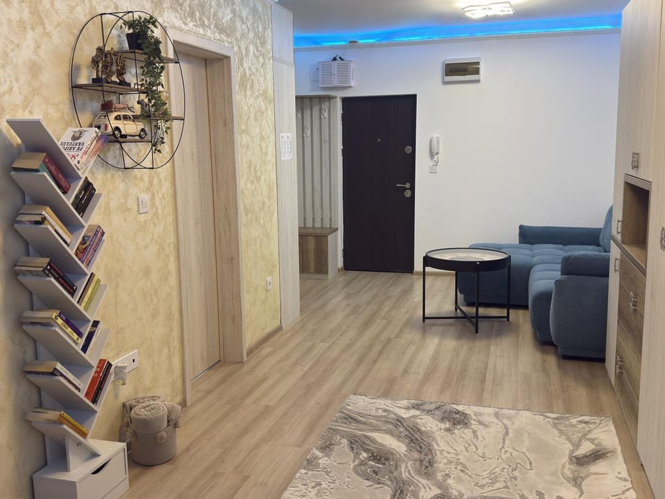 Library, Seating area