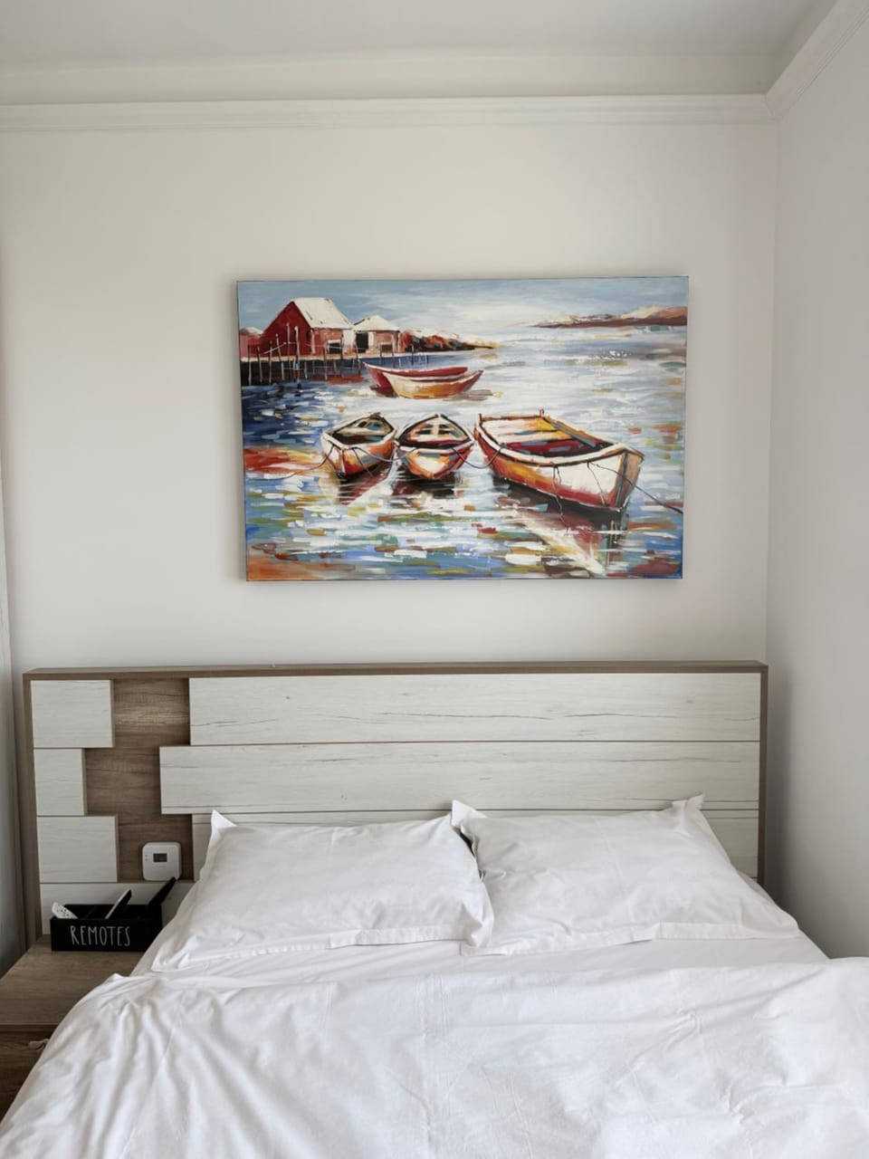 Bed, Decorative detail, Bedroom