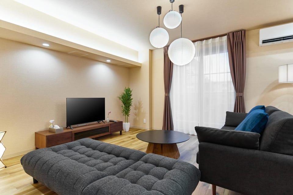 the hotel OSAKA bay - USJ 梅田 インテックス大阪へ便利 - 海遊館徒歩圏 - 駅近4分 - 日本を楽しむインテリア - 新築 Apartment in Osaka
