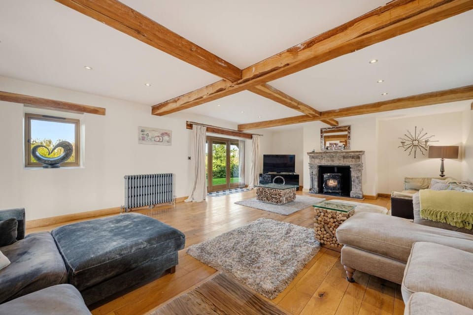 Living room, fireplace