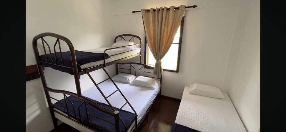 Cozy Kampung stay for 30 pax With Breakfast House in Bahau