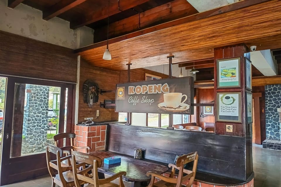 Lounge or bar