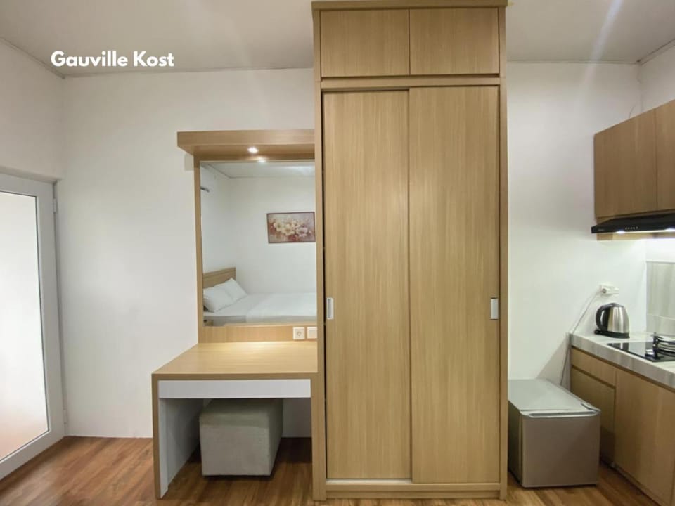 Kost Elite Gauville Bed and Breakfast in Bali